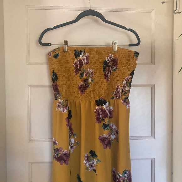 Dresses & Skirts - Eclipse floral strapless dress